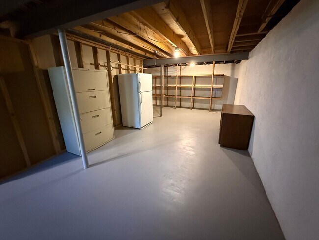Building Photo - 17 Hurstfield Ct