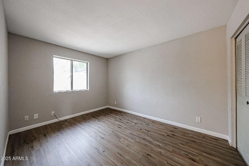 Building Photo - 3016 W Libby St