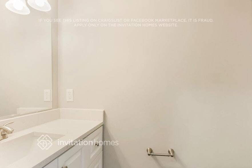 Building Photo - 2979 Kaley Dr NW