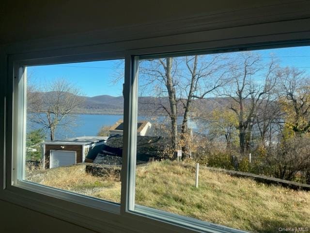 Building Photo - 6 Union Ave