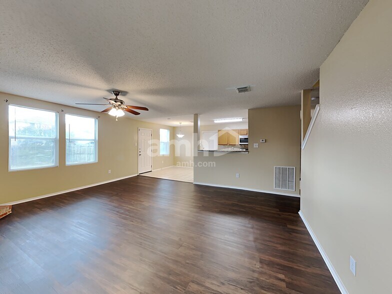 Building Photo - 3124 Prairie Aster Dr