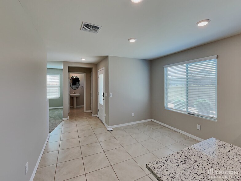 Building Photo - 3940 S 79th Dr