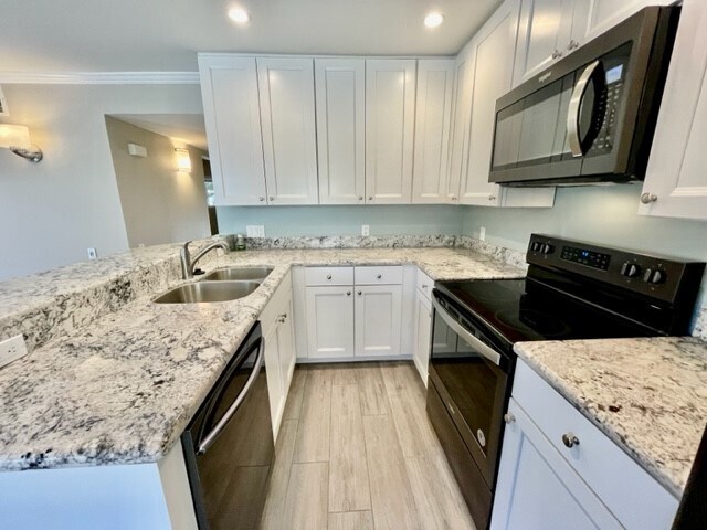 Building Photo - 45320 Panorama Dr