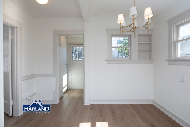 Building Photo - 4419 Mississippi St