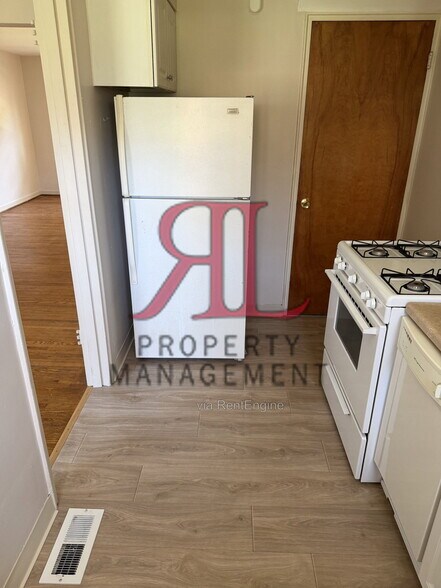 Building Photo - 1799 Kings Ct