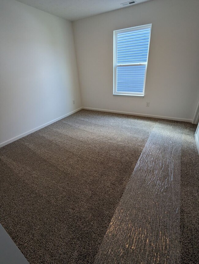Building Photo - Gorgeous New Construction Middletown Home!