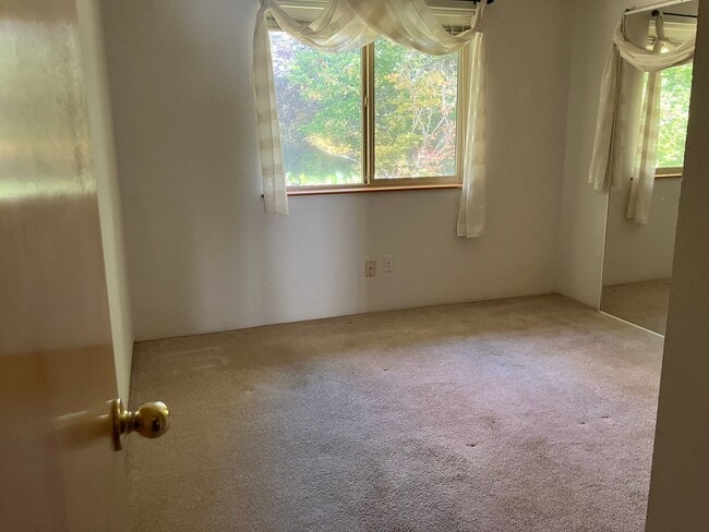 Building Photo - 2 BEDROOM, 2 BATH CONDO FOR RENT
