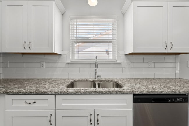 Building Photo - 8165 Bannock Cir