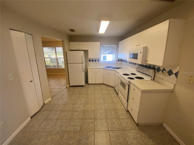 Building Photo - 2630 Icabod Ct