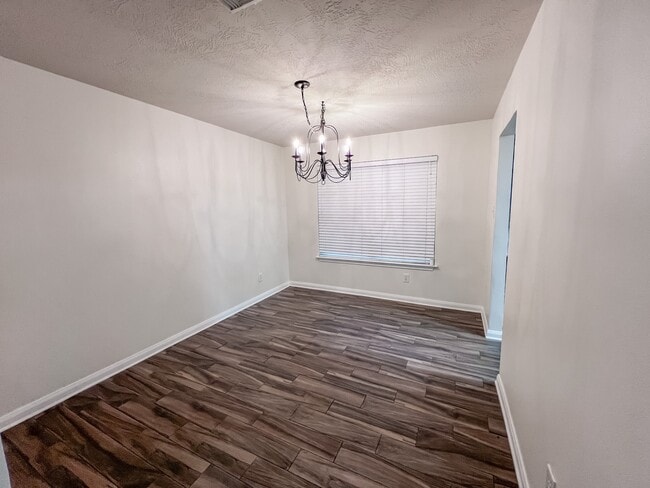 Building Photo - 319 Grand Isle Ln