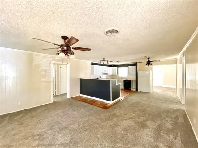 Building Photo - 2098 Vine St