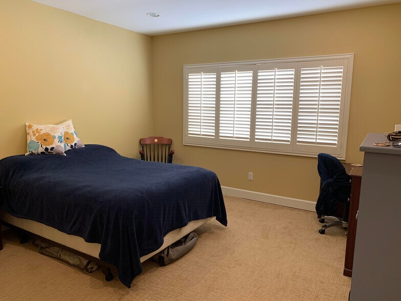 Bedroom - 937 12th St