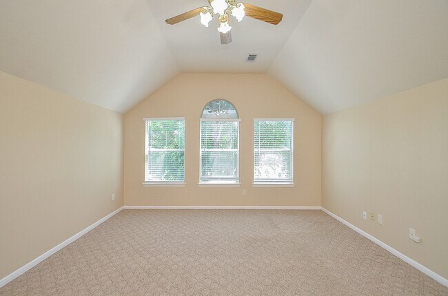Building Photo - 3747 Heritage Colony Dr