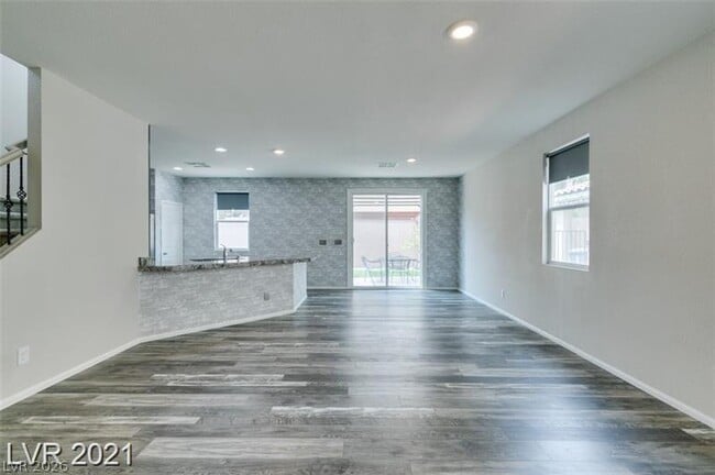 Building Photo - 5475 Ordesa Valley Rd