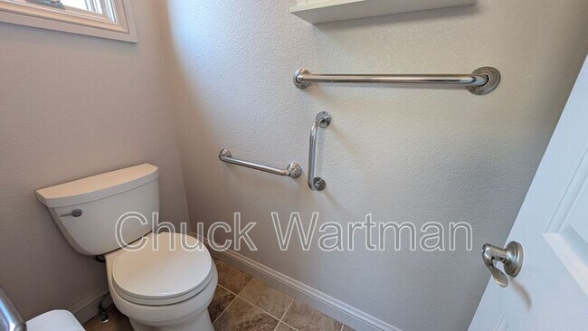 Building Photo - 2795 Stonewall Heights