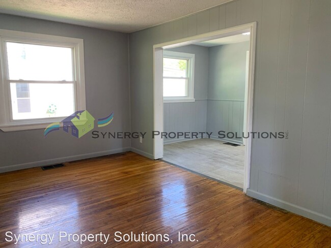 Building Photo - 3 br, 2 bath House - 896 Lincoln Terrace D...