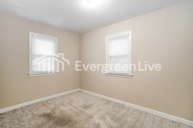 Building Photo - 2789 Howey Rd