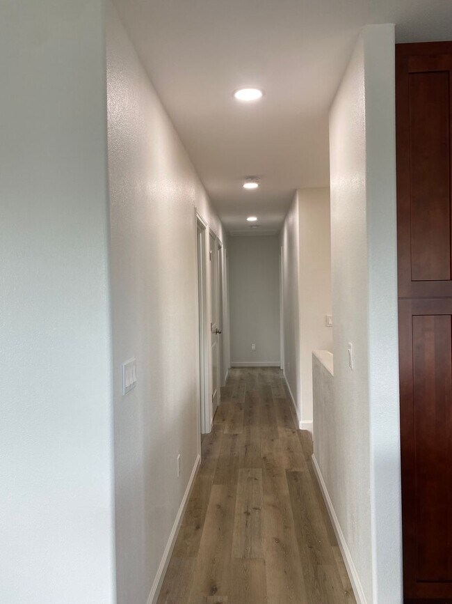 Building Photo - mokapu