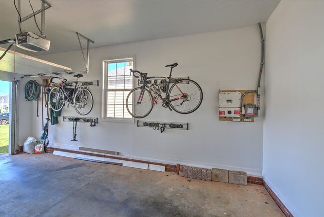 Building Photo - 3 Bed, 2 Bath Home Near Downtown Greenvill...