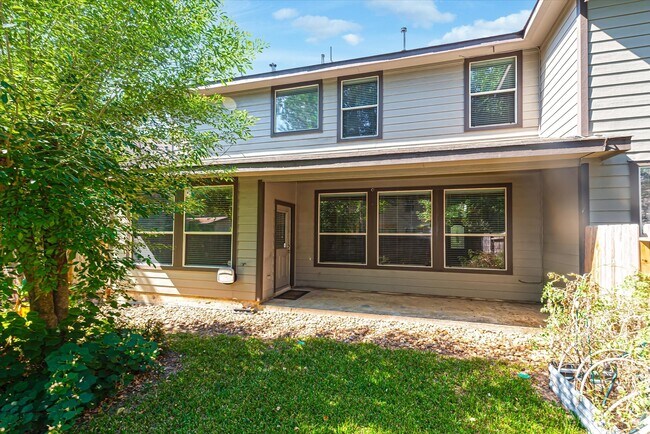 Building Photo - 14 Nestlewood Pl