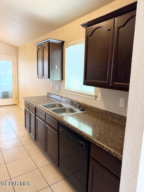 Building Photo - 14668 Jesus Almeida