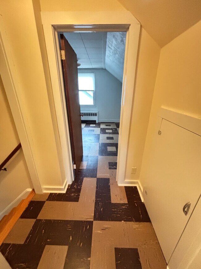 Building Photo - 4br Home for rent in Bethlehem PA