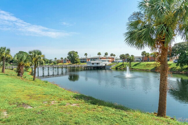 Building Photo - 4000 Gulf Terrace Dr