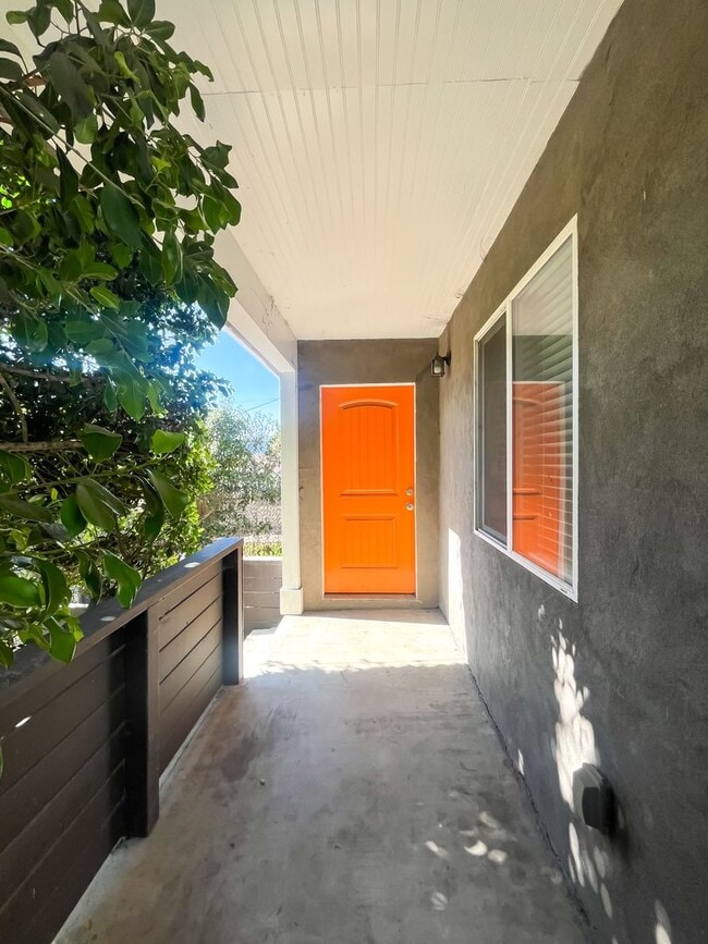 Building Photo - 3425 Alice St