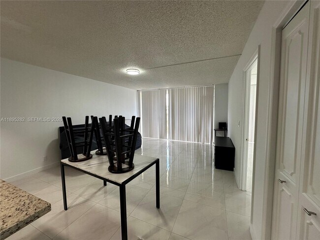 Building Photo - 7051 Environ Blvd