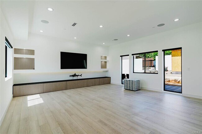 Building Photo - 9811 Foothill Blvd