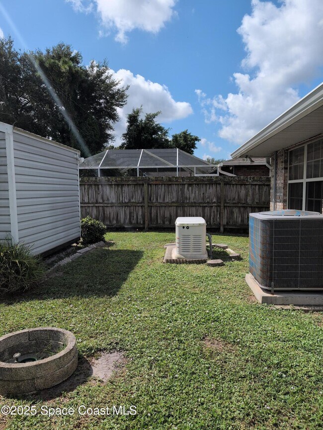 Building Photo - 510 Clifton Dr