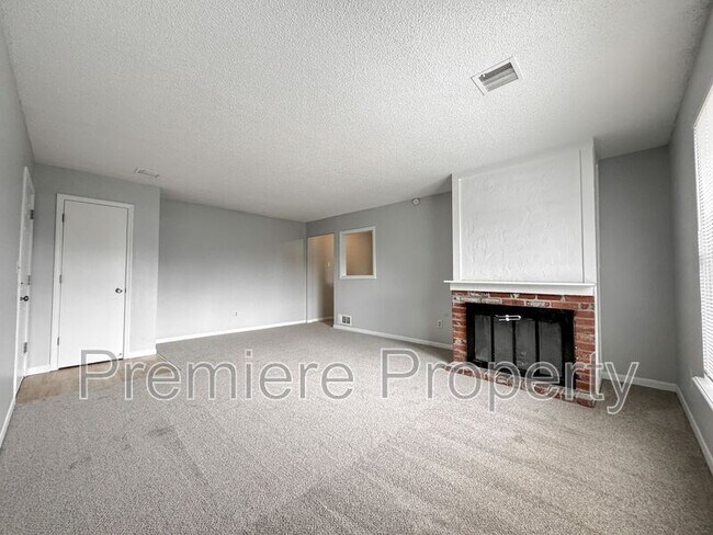 Building Photo - 11103 NW Player Dr