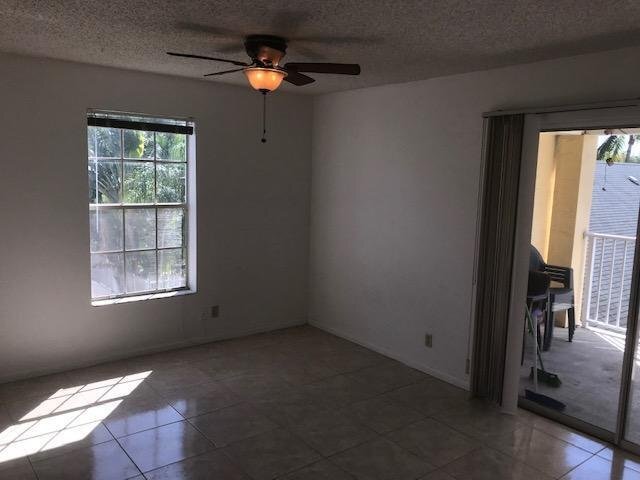 Building Photo - 6283 La Costa Dr