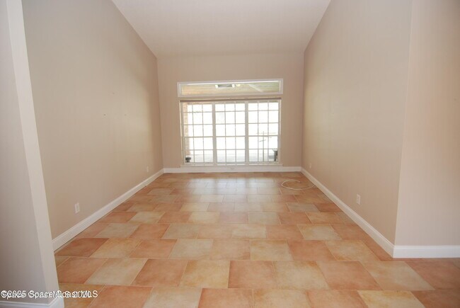 Building Photo - 2372 Windham Dr