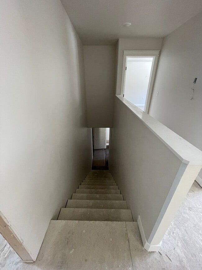 Building Photo - 7442 N Paw St