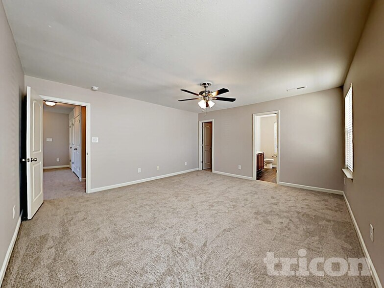 Building Photo - 917 Leatherstone Ln