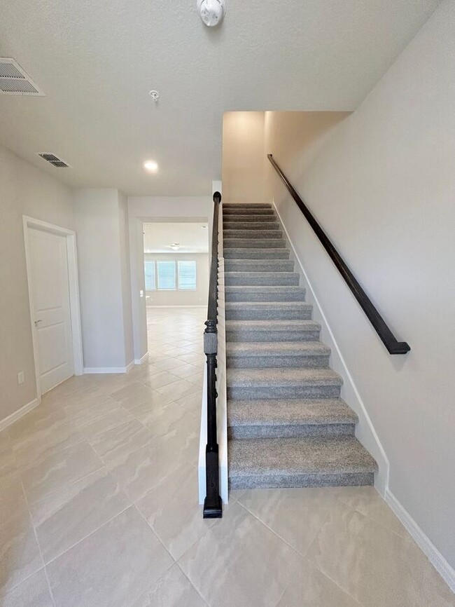 Building Photo - Brand New 4/3 Modern Townhome with a Priva...