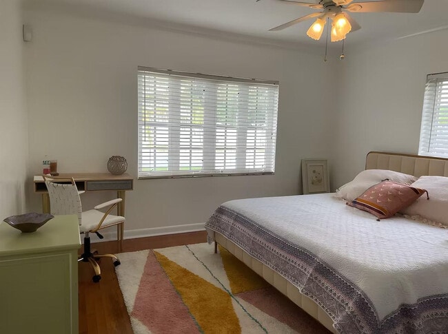 Building Photo - 430 45th St