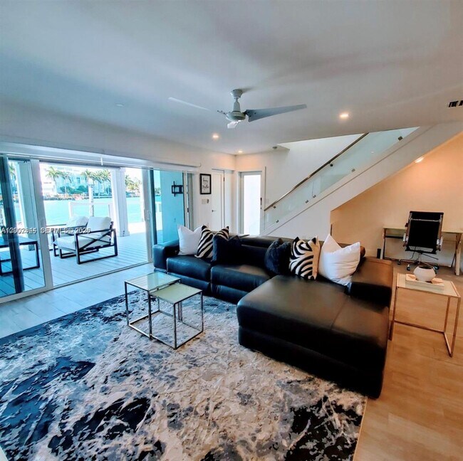 Building Photo - 7406 Gary Ave