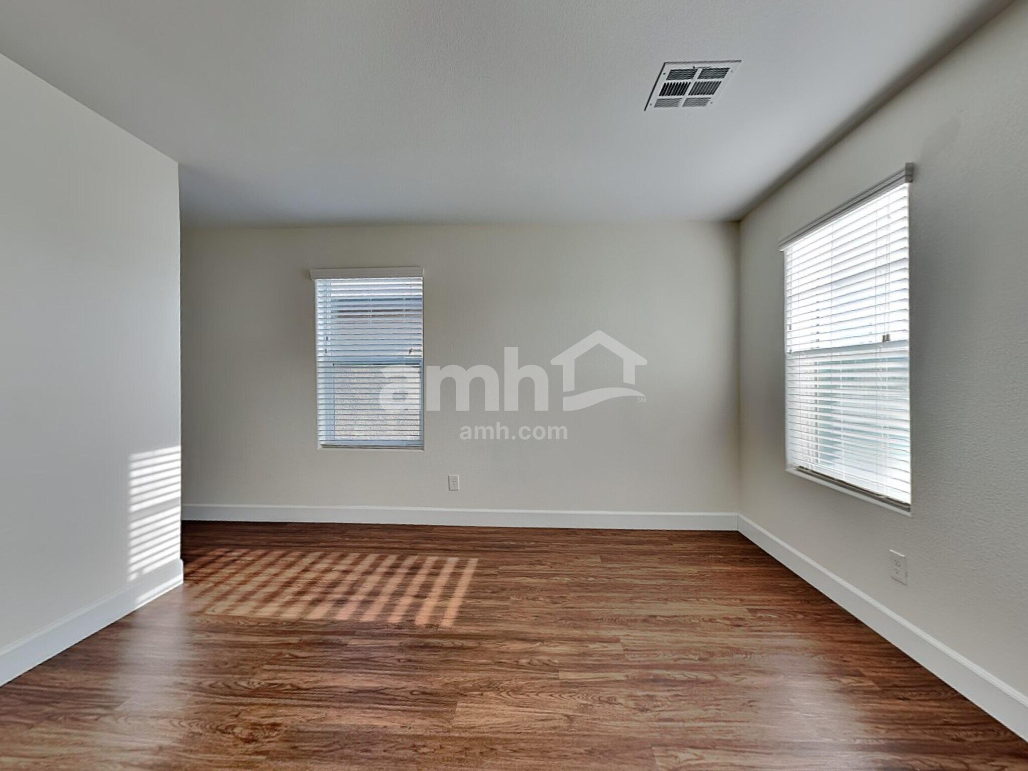 Building Photo - 6106 W Haleh Ave
