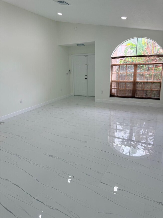 Building Photo - 3380 NW 78th Ave