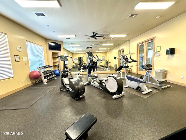 Building Photo - 14000 N 94th St