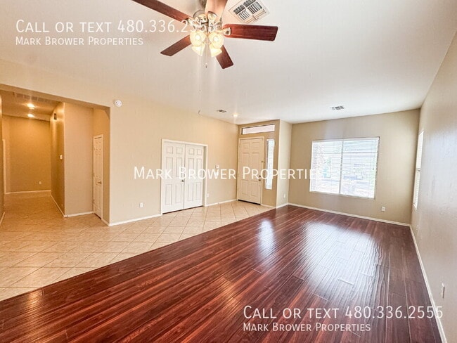 Building Photo - 1861 E Indigo Dr