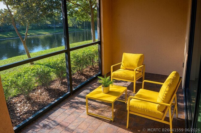 Building Photo - 2807 Veronia Dr