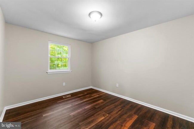 Building Photo - 3715 Mainsail Cove