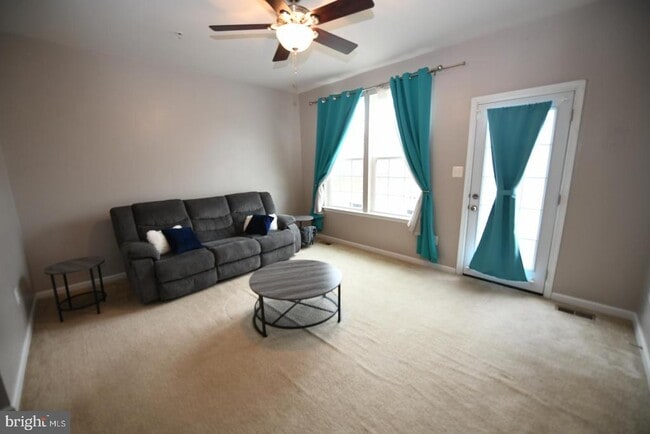 Building Photo - 23171 Ambrosia Ln