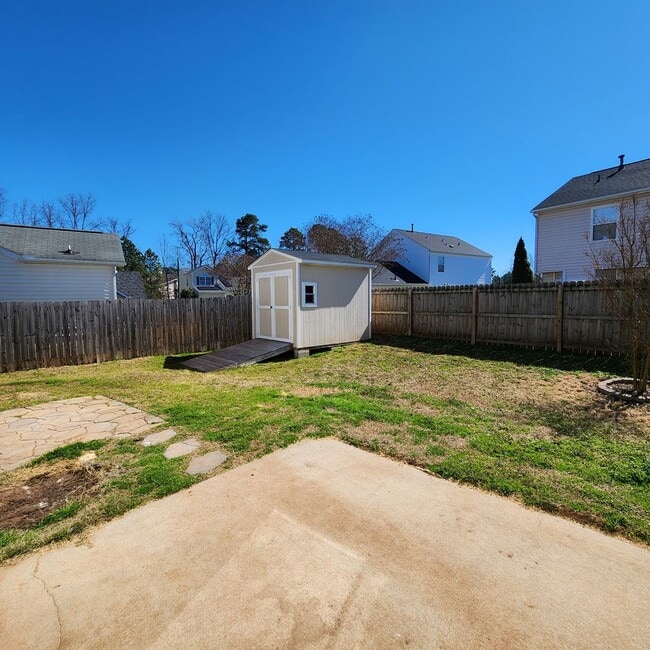 Building Photo - Beautiful Home for rent Durham NC