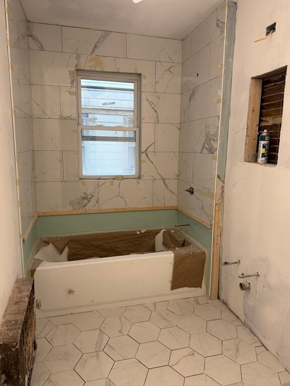 Building Photo - 3943 Washington St