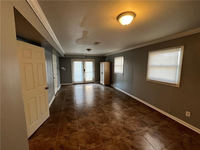 Building Photo - 3833 Cherokee Trail