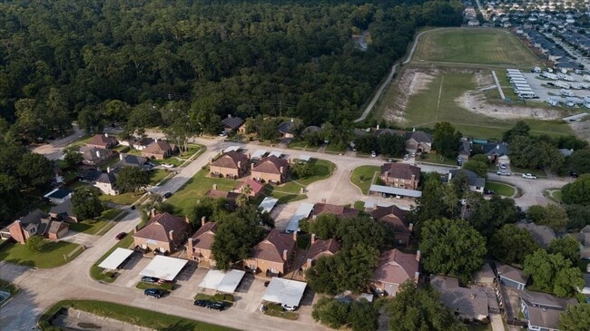 Building Photo - 1819 Briarcreek Blvd